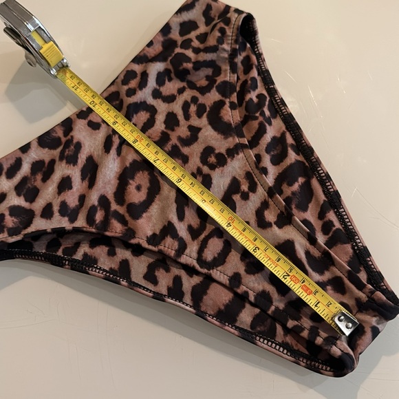 Frankies Bikinis - leopard print - size XS - Picture 13 of 13